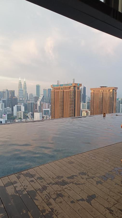 Apartamento Lotus Infinity Pool At Lucentia Kuala Lumpur Exterior foto